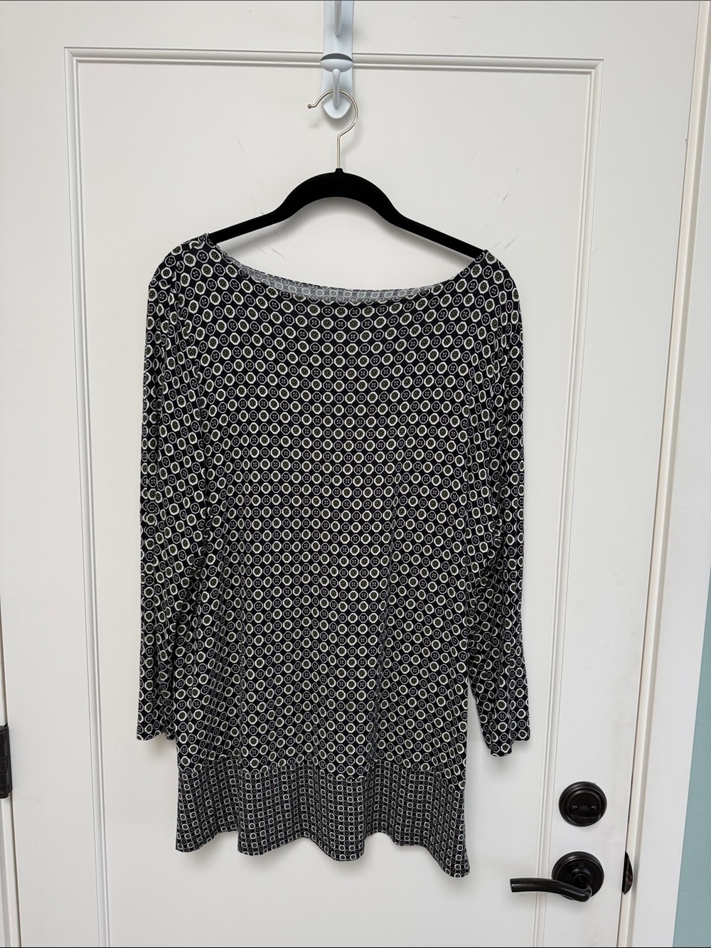 J Jill Wearever Collection black & white geometric top LT